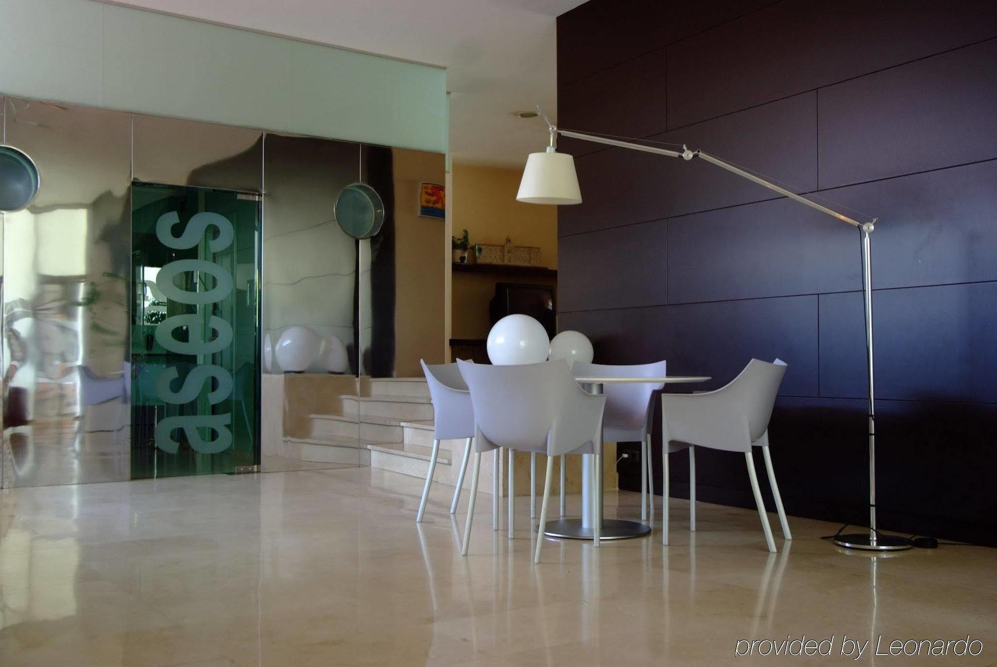 Colón Tuy Hotel Tui Interior foto